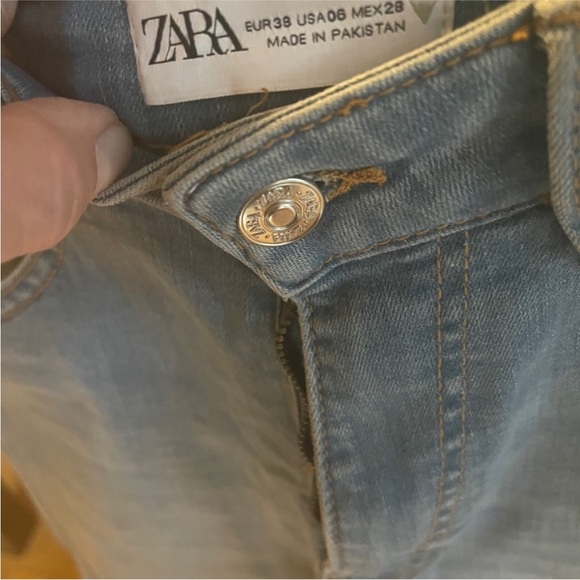 Zara Women's Jeans - Picture 2 of 4